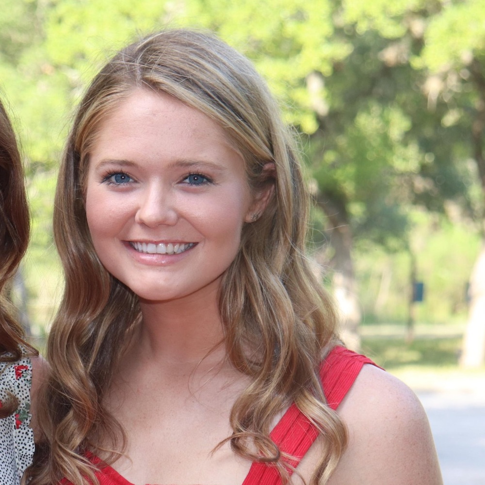 Meet your Posher, Abby